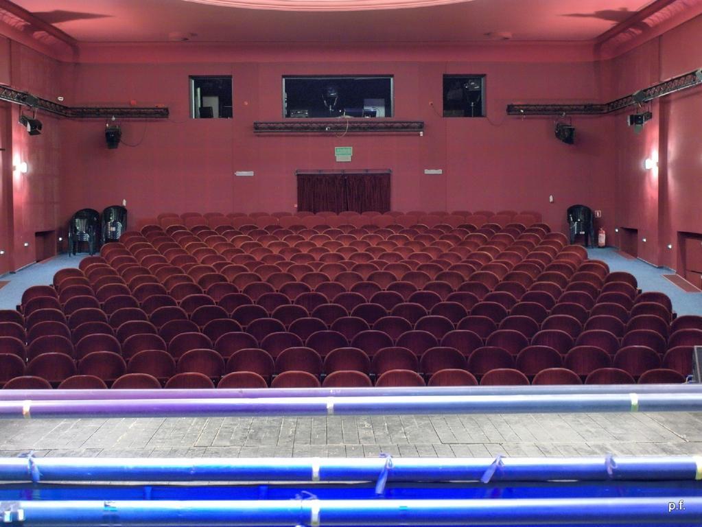 Teatr Baj Pomorski Torun Luaran gambar