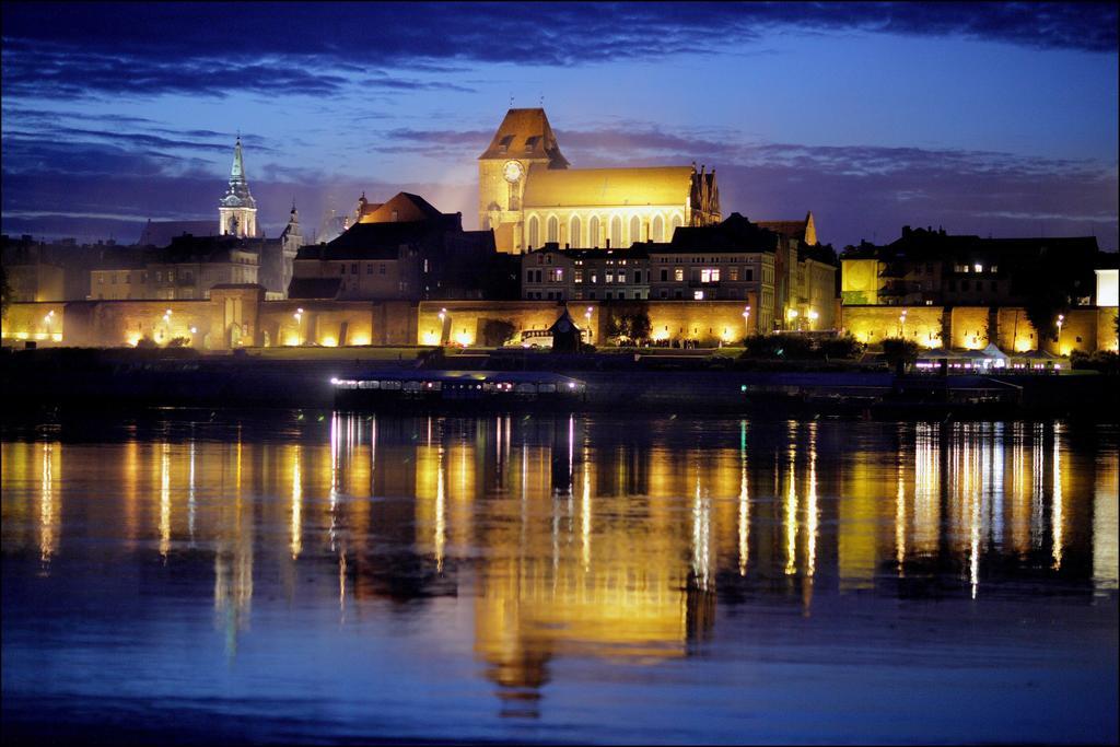 Teatr Baj Pomorski Torun Luaran gambar